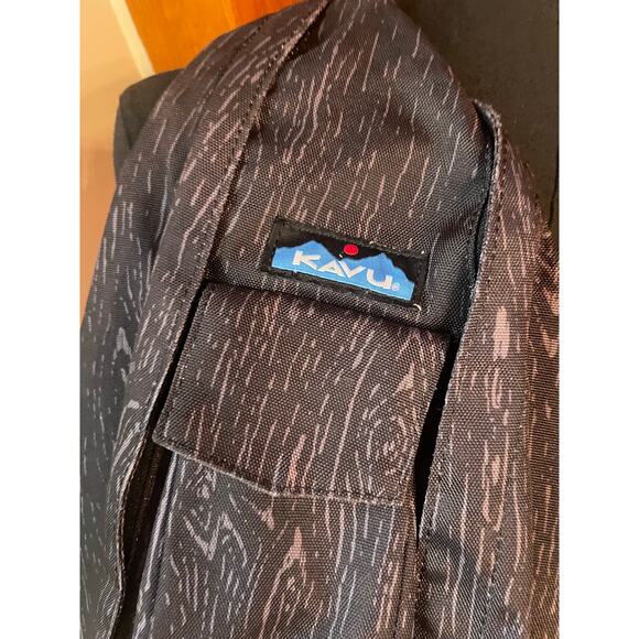 Kavu Rope Sling Bag in Black Topo - Picture 7 of 7